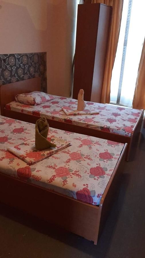 Отели типа «постель и завтрак» Aparthotel VIPs Рымнику-Вылча-4