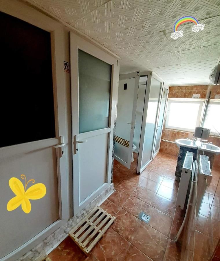 Отели типа «постель и завтрак» Aparthotel VIPs Рымнику-Вылча-10